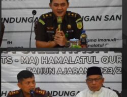 Jaksa Masuk Pesantren, Kejaksaan Negeri Karawang Gelar Kegiatan Penyuluhan Hukum Kepada Santri